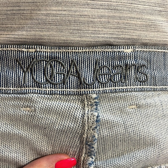 Striped Yoga Jeans - Picture 7 of 9